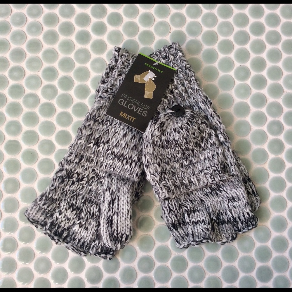 ESSENTIALS FINGERLESS GLOVES - black/gray color